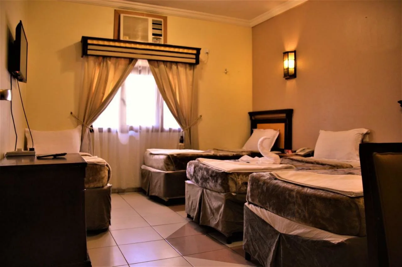 14 Nights Standard January Umrah Package