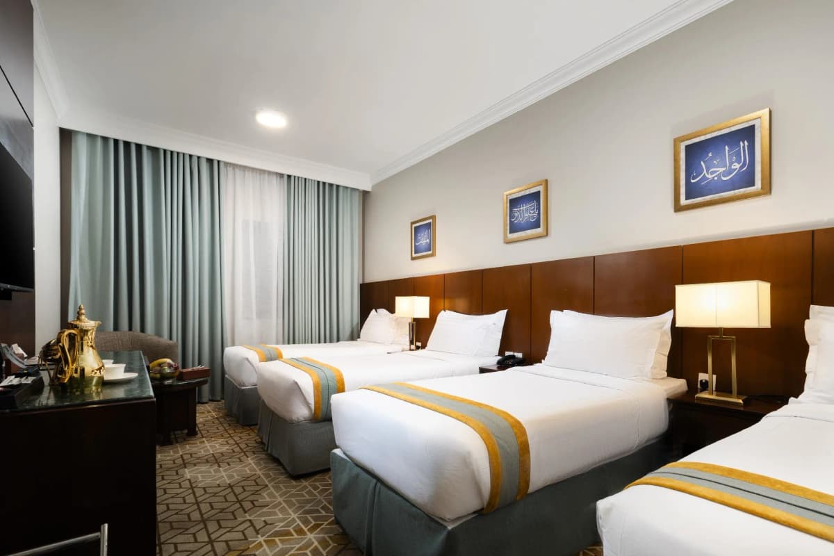 10 Nights Gold Umrah Package