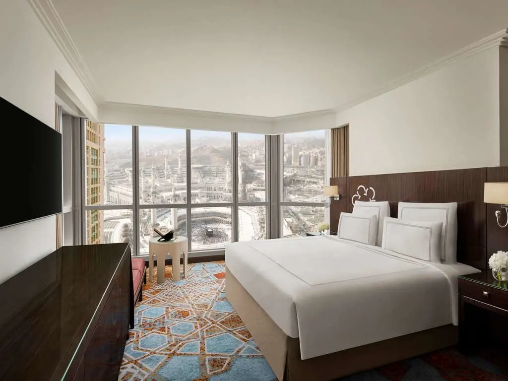 7 Nights Luxury Umrah Package