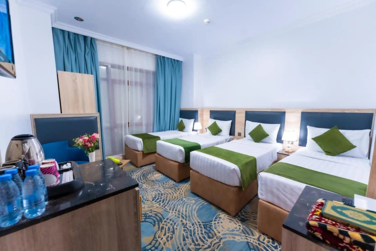 10 Nights Economy Family Umrah Package