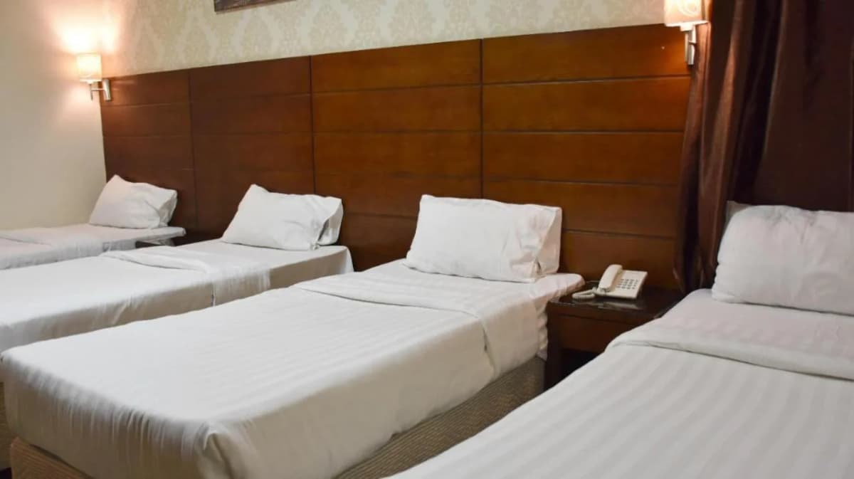 10 Nights Economy May Umrah Package