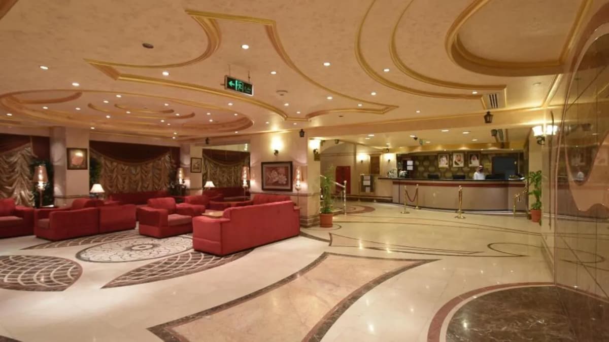 14 Nights Standard August Umrah Package