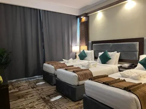 7 Nights Basic July Umrah Package