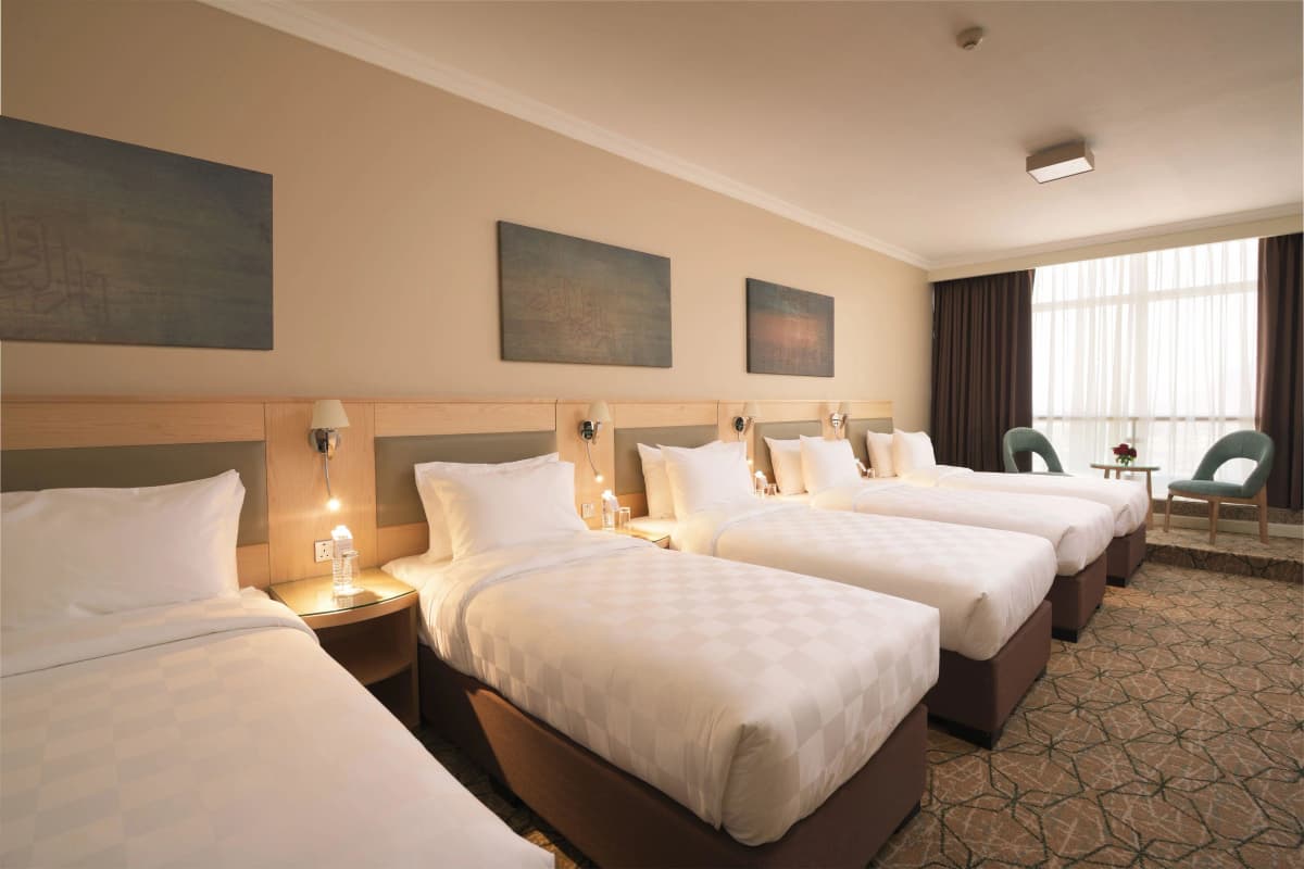 14 Nights Gold November Umrah Package